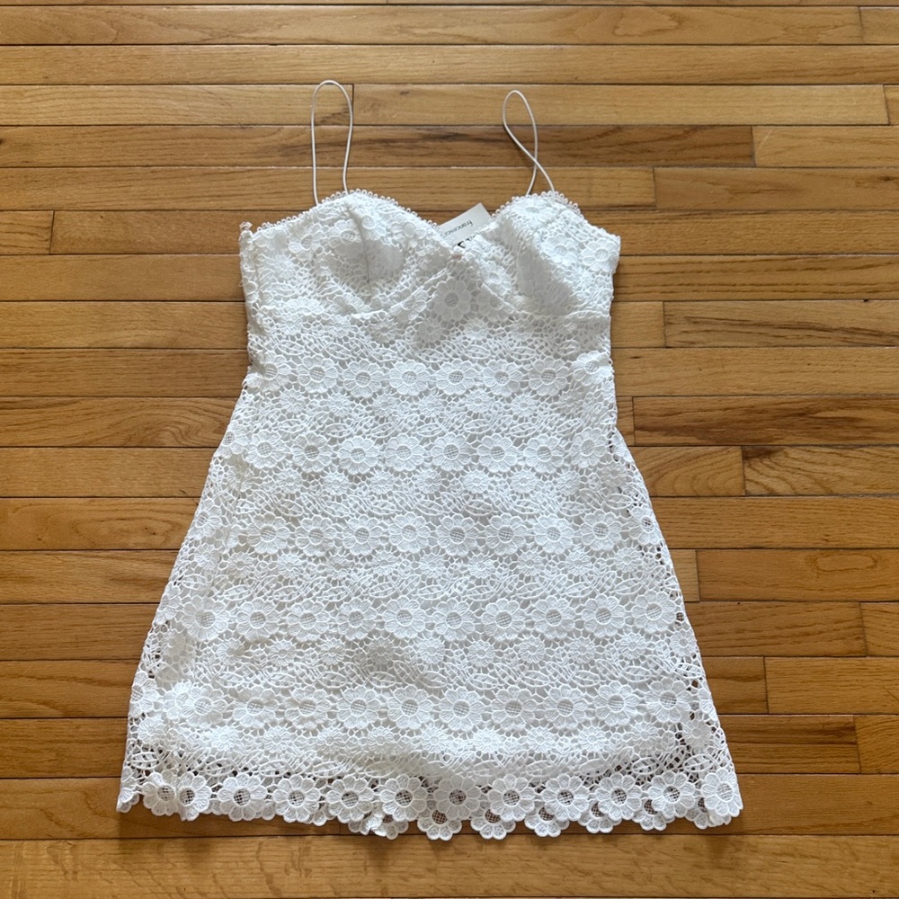 White Lace Spaghetti Strap Dress Size Large NWT
